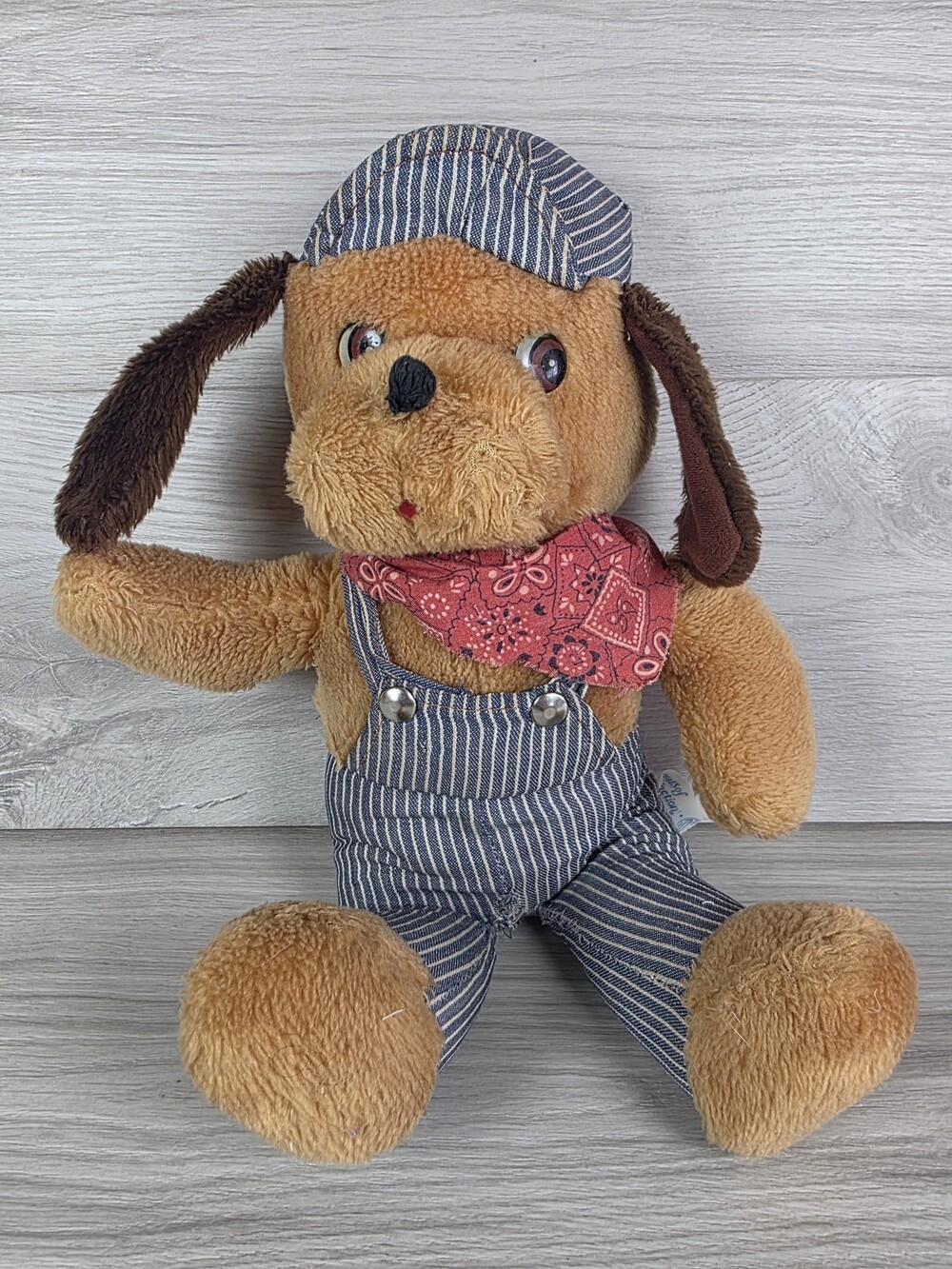 Casey Jones Knickerbocker Animals of Distinction Plush Dog Train Conductor SU55